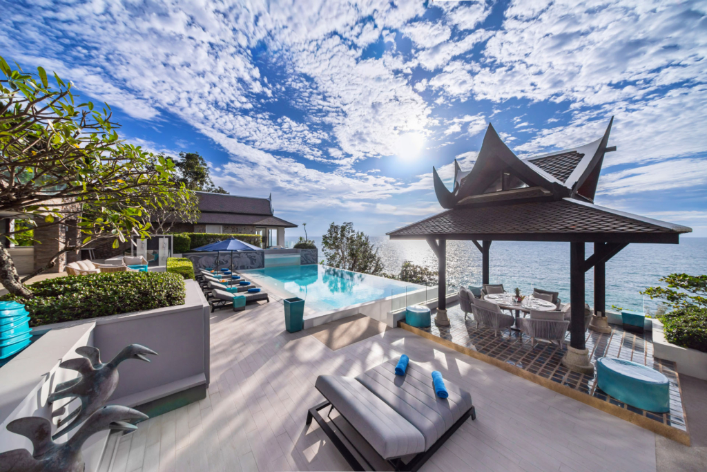The spacious pool area of Villa La Prana