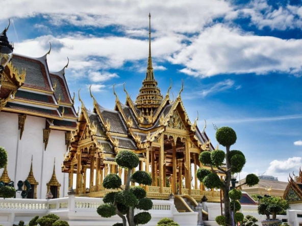 Wat Phra Heaw Temple